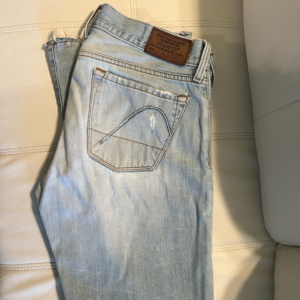 Guess Women’s 32 X 32 Light Blue Bootcut  Distressed Jeans